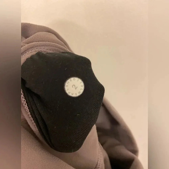 Lululemon Align Crop Gray Size 2 - Picture 4 of 4